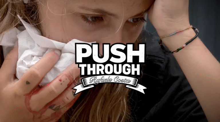 Kobieca deskorolka – Rafaela Costa „Push Through”